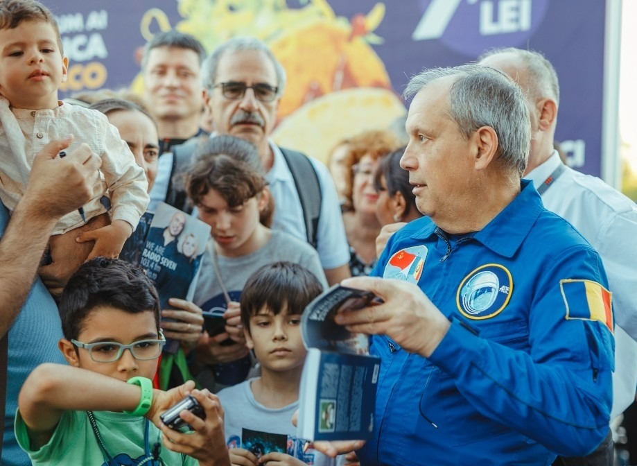 Dumitru-Dorin Prunariu, campionii mondiali la robotică și echipa primului satelit românesc vin la ASTROFEST 2026